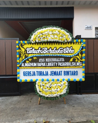Papan Bunga Duka di Ranggon
