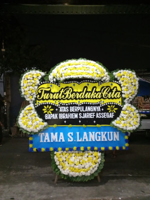 Papan Bunga Duka di Ranggon